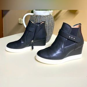 Linea Paolo Round Toe Wedge Ankle Booties